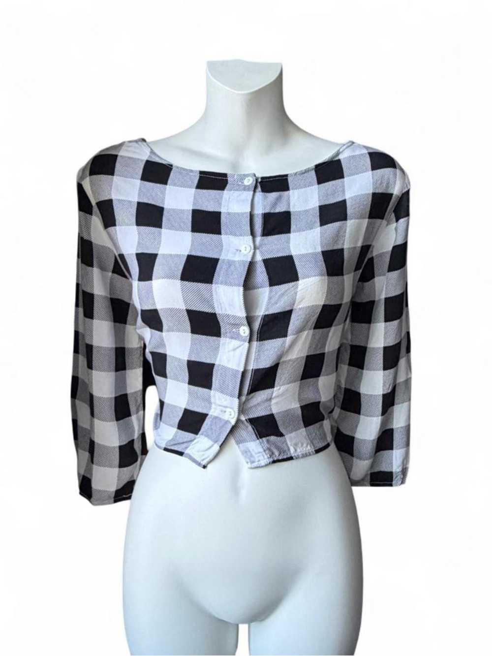 Black & White Checkered Button-Front Cropped Blouse